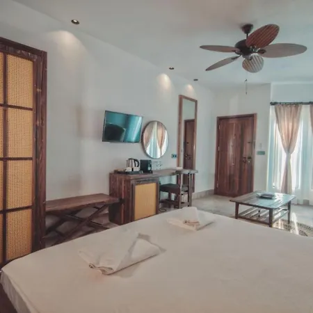 222 4* 올루데니스